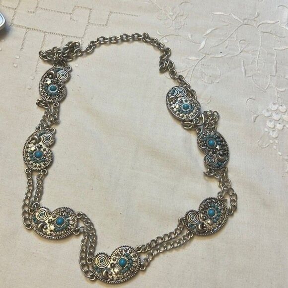 Vintage silver tone Chain belt with turquoise accents - Picture 1 of 4